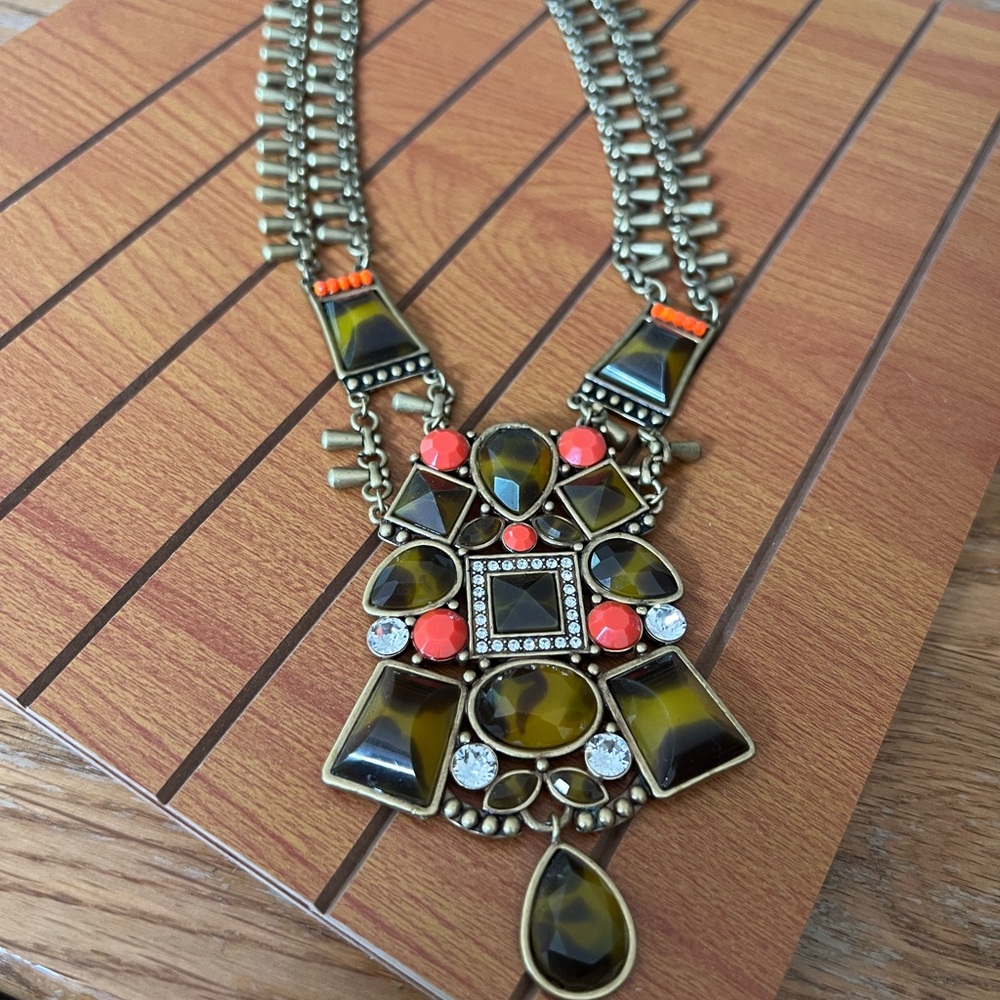 Elegant Gold and Orange Statement Necklace